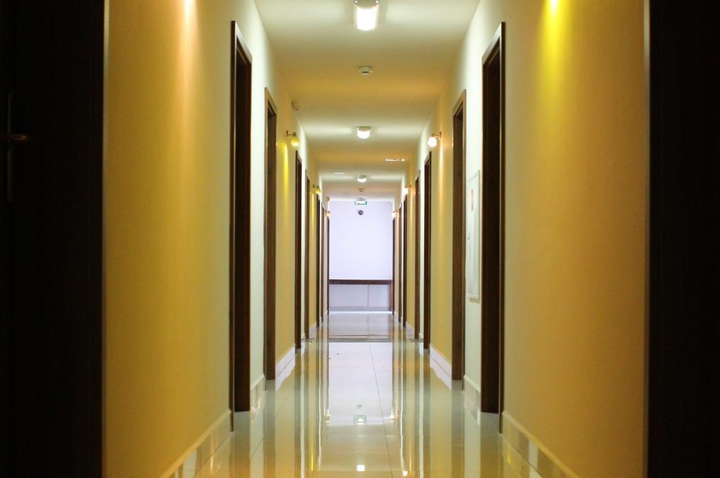 Hotel Czerniewski وارسو المظهر الخارجي الصورة